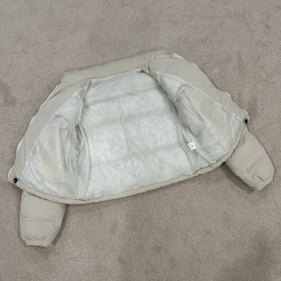 Cropped Corduroy Winter Jacket - Picture 3 of 6